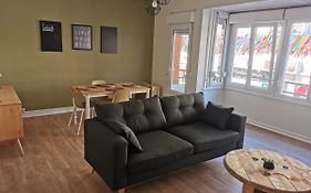 CALAIS: Appartement rénové, idéalement situé